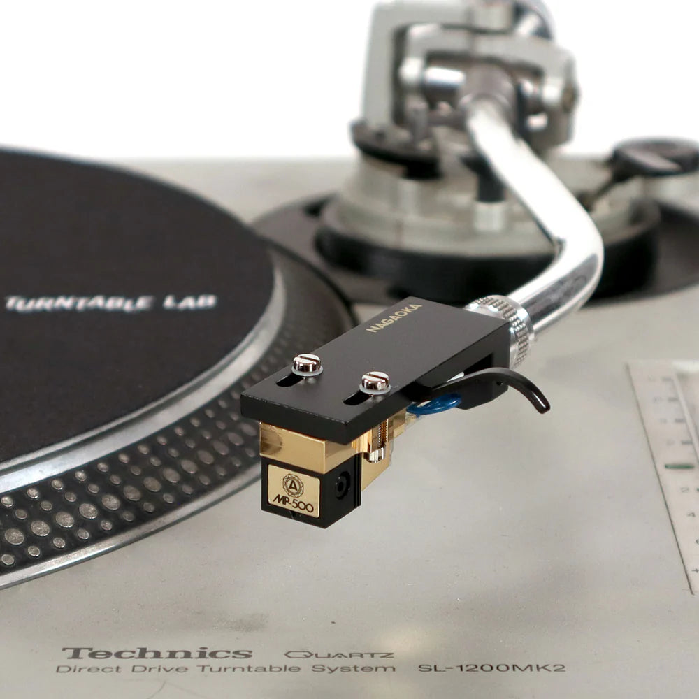Nagaoka MP-500H Tonabnehmer mit Headshell
